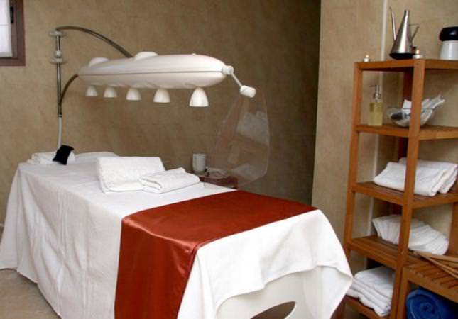 Confortables habitaciones en Hotel Cándido. Disfrúta con los mejores precios de Segovia
